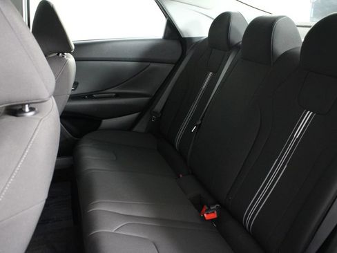 Certified 2023 Hyundai Elantra SEL w/ Convenience Package FWD image 21