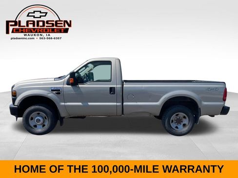 Used 2009 Ford F250 XL AWD/4WD image 2