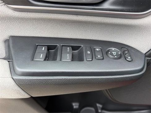 Used 2022 Honda CR-V EX image 17