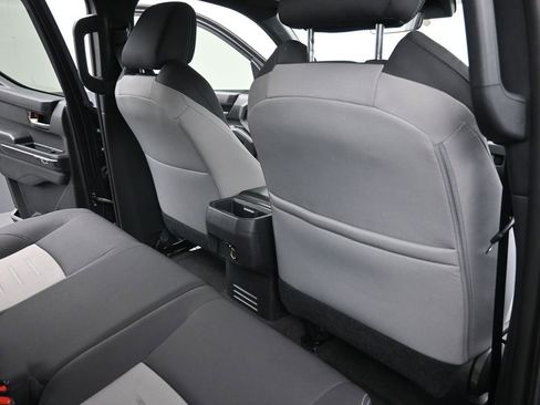 Used 2024 Toyota Tacoma TRD Off-Road image 10