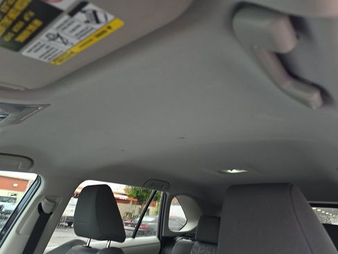 Used 2021 Toyota RAV4 XLE FWD image 14