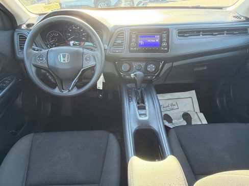 Used 2020 Honda HR-V LX image 22
