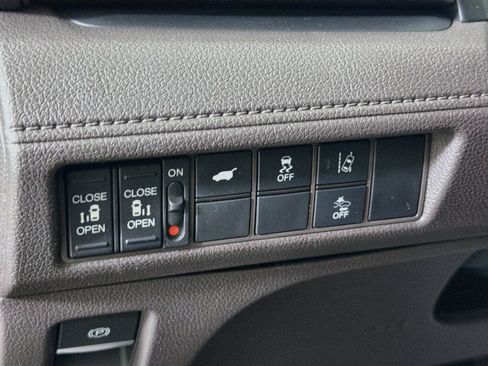 Used 2020 Honda Odyssey EX-L image 17
