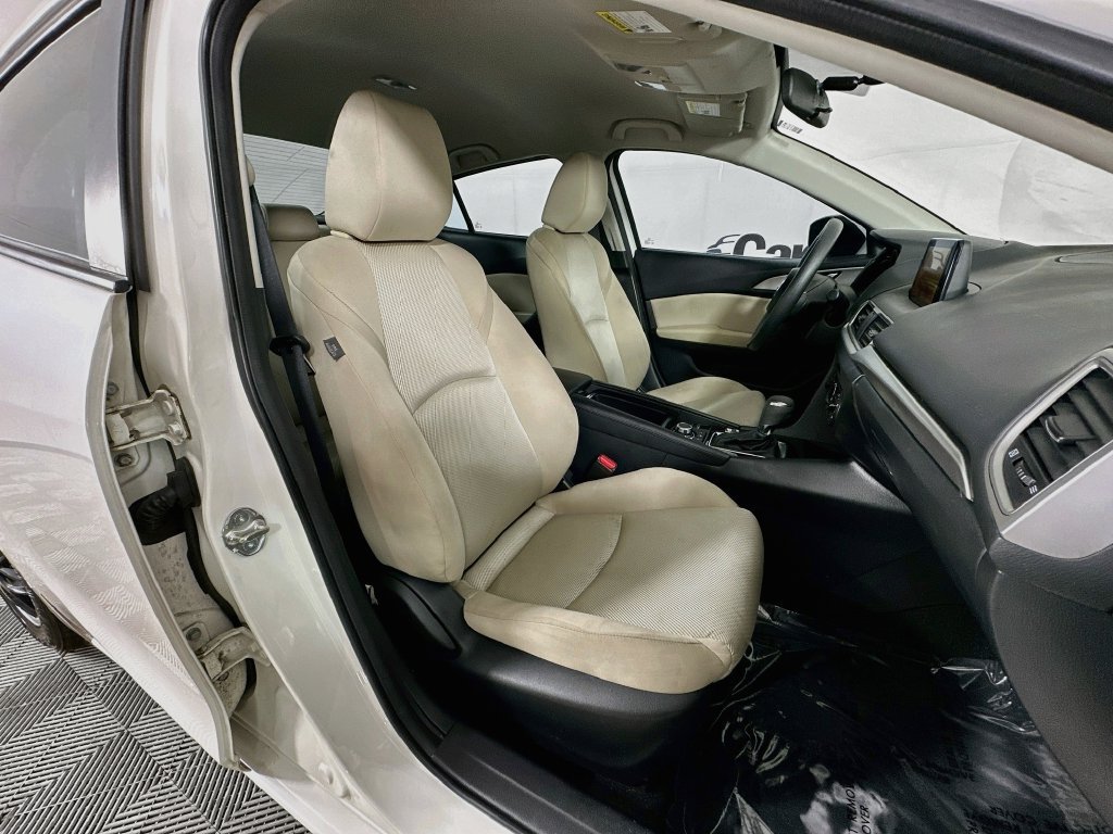 Used 2017 MAZDA MAZDA3 Sport FWD image 30