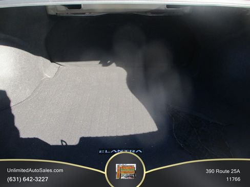 Used 2022 Hyundai Elantra SEL w/ Convenience Package FWD image 14