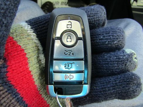 Used 2025 Ford Mustang Mach-E Premium image 44