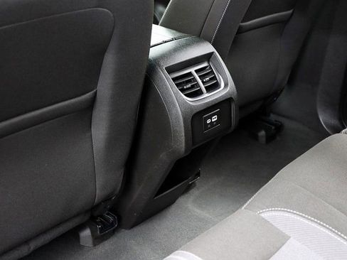 Used 2024 Chevrolet Blazer LT image 13