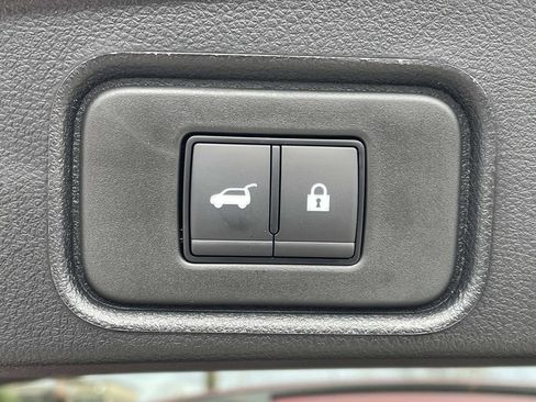 New 2026 Nissan Pathfinder Platinum AWD/4WD image 13