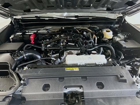 Used 2025 Toyota Tacoma TRD Off-Road image 34