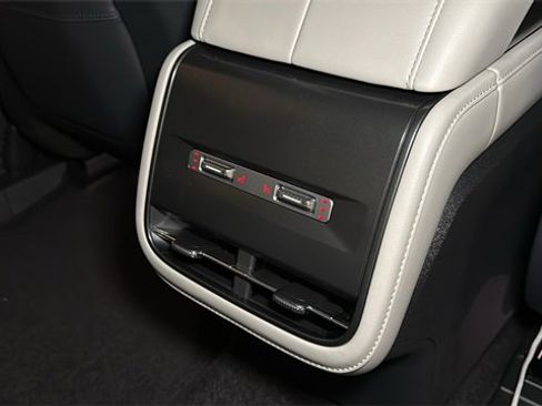 New 2026 Lincoln Nautilus Reserve w/ Jet Appearance Package image 14