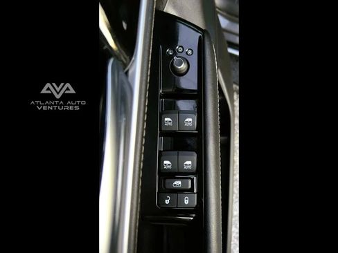 Used 2024 Jeep Wagoneer L Series II w/ Flexible Seating Group image 24