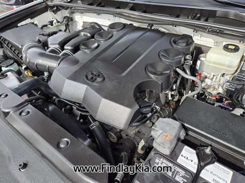 Used 2018 Toyota 4Runner TRD Off-Road Premium image 21