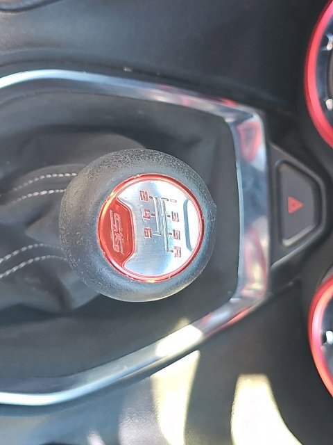 Used 2019 Chevrolet Camaro SS RWD image 9
