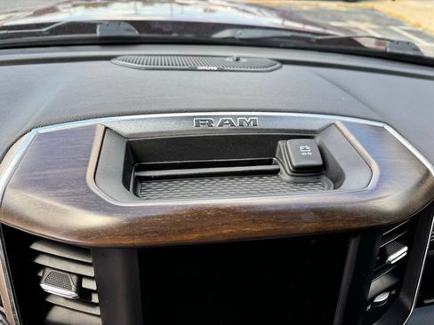 Used 2022 RAM 2500 Laramie AWD/4WD image 39