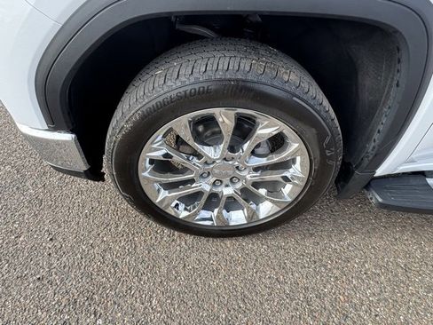 Used 2024 GMC Sierra 1500 SLT w/ SLT Premium Plus Package image 10