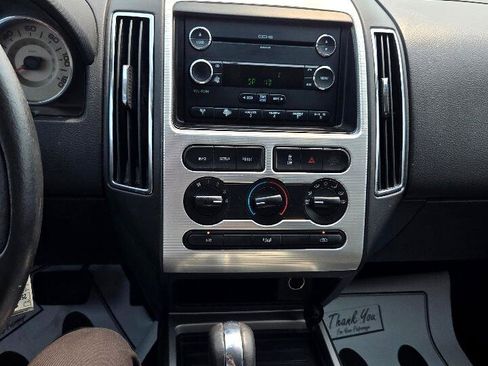 Used 2010 Ford Edge SEL image 21