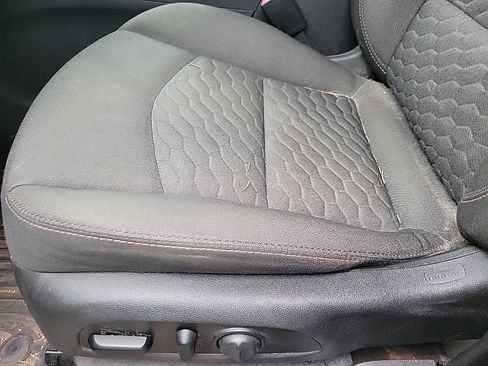Used 2018 Chevrolet Equinox LT w/ Sun & Infotainment Package AWD/4WD image 32