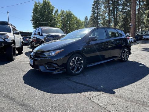 Used 2018 Toyota Corolla iM w/ All-Weather Mat Package FWD image 1