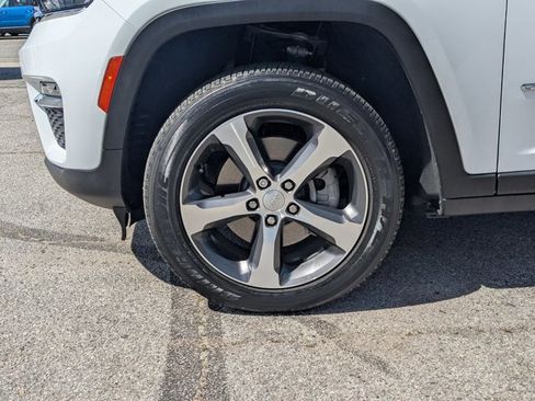 Used 2023 Jeep Grand Cherokee 4WD 4xe image 25