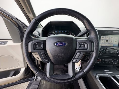 Used 2016 Ford F150 XLT w/ Equipment Group 302A Luxury RWD image 10