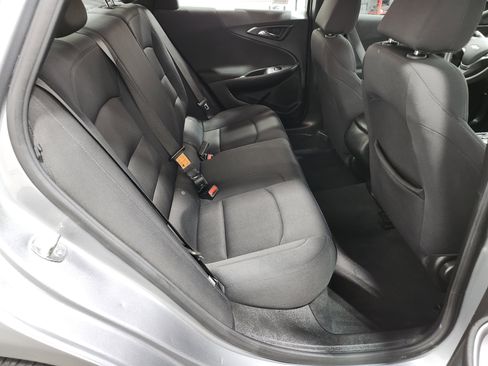 Used 2023 Chevrolet Malibu LS FWD image 18