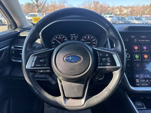 Used 2022 Subaru Outback Limited image 11