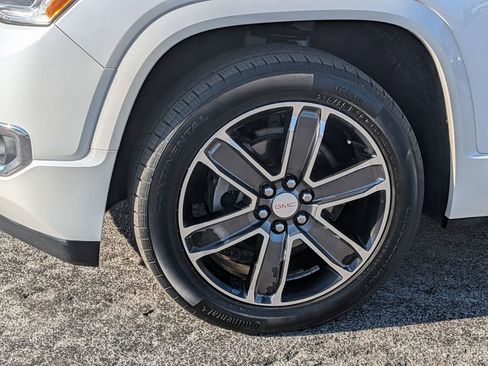 Used 2017 GMC Acadia Denali w/ Technology Package image 9