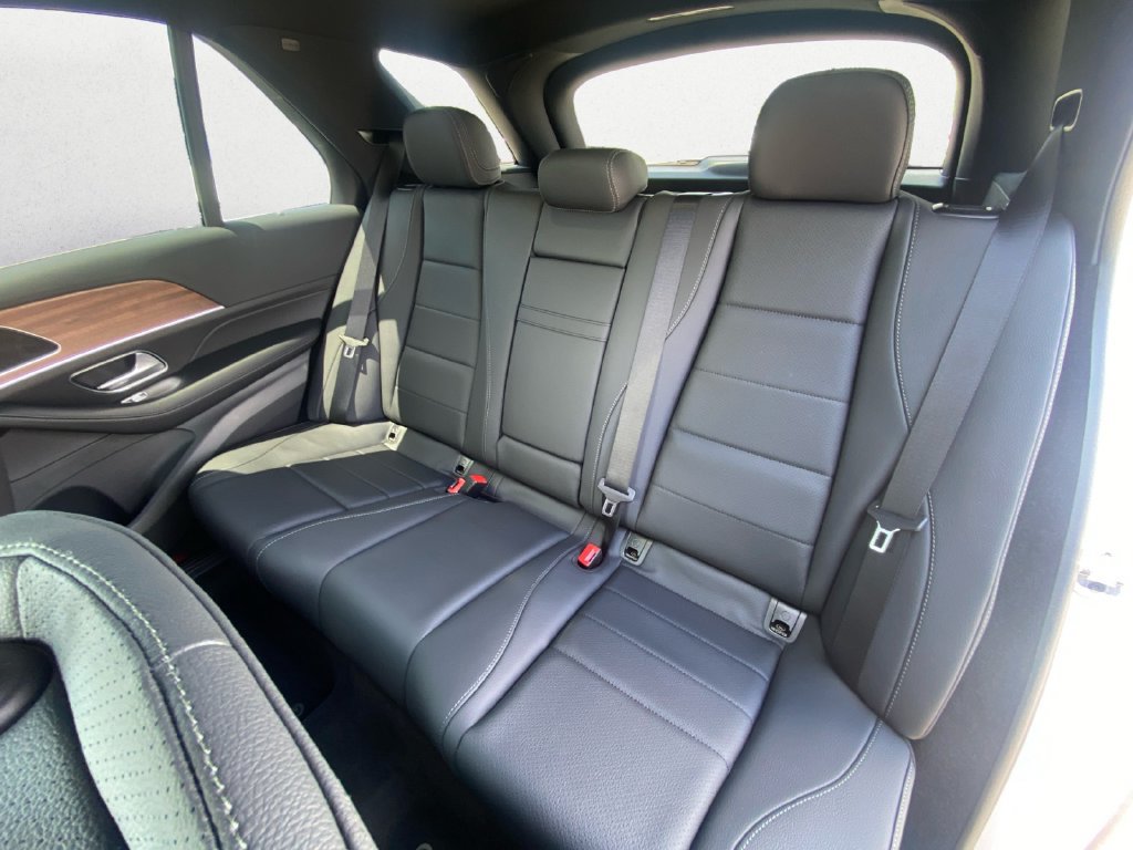 Used 2025 Mercedes-Benz GLE 350 4MATIC image 13