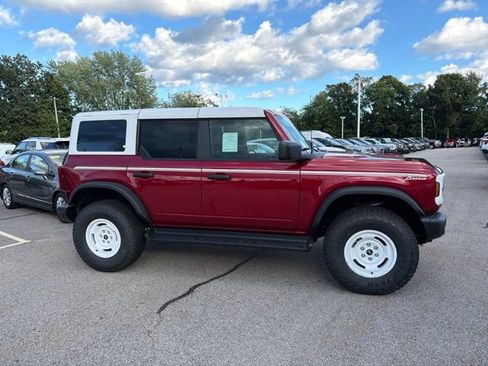 New 2026 Ford Bronco Heritage Edition AWD/4WD image 2