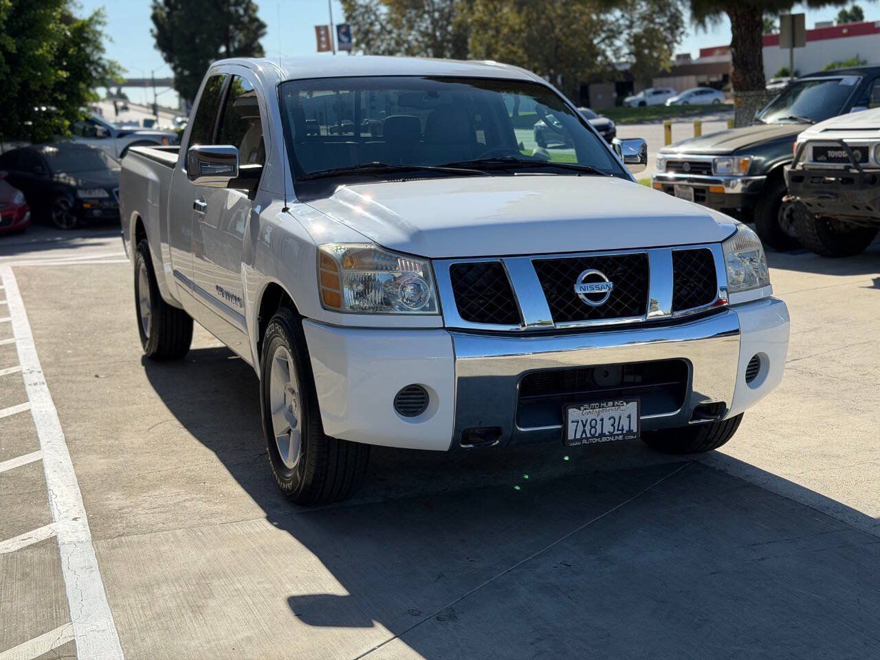 Used 2005 Nissan Titan SE RWD image 4