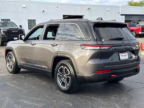 Used 2022 Jeep Grand Cherokee Trailhawk AWD/4WD image 8