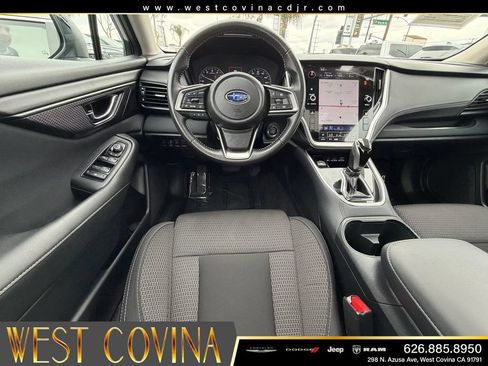 Used 2025 Subaru Outback Premium AWD/4WD image 36