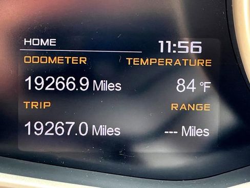 Used 2012 McLaren MP4-12C Base image 46