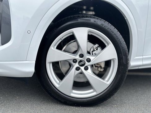 Used 2025 Audi Q5 Premium Plus image 2