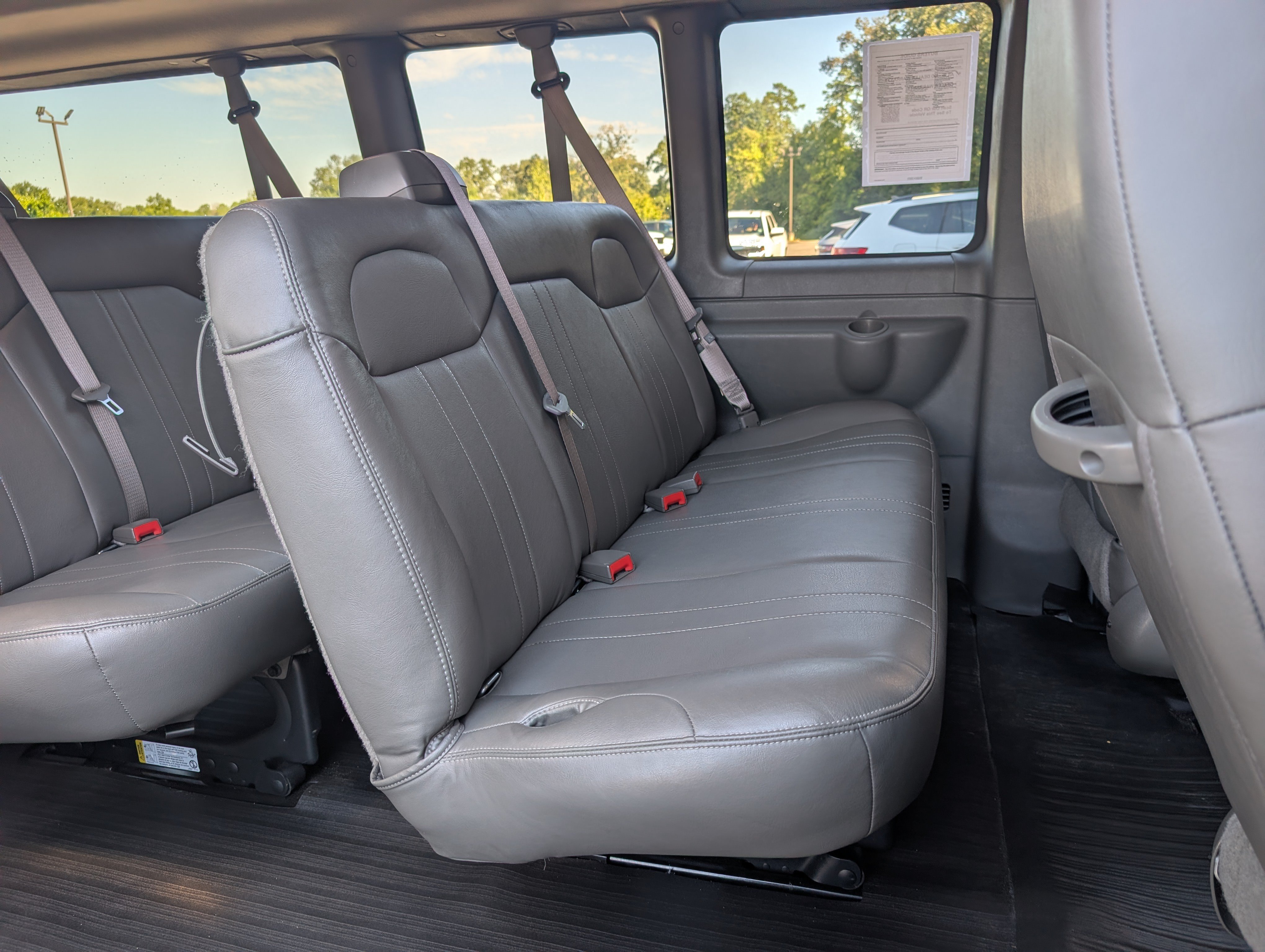 Used 2024 Chevrolet Express 3500 LS RWD image 21