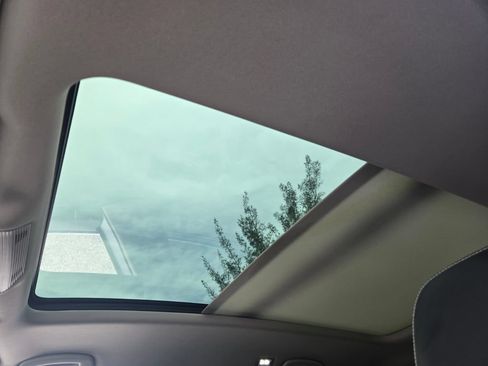 Certified 2026 Volkswagen Atlas SE w/ Panoramic Sunroof Package FWD image 22
