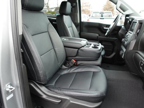 Used 2023 Chevrolet Silverado 1500 Custom image 35