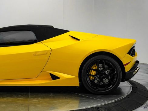 Used 2018 Lamborghini Huracan LP 580-2 image 15