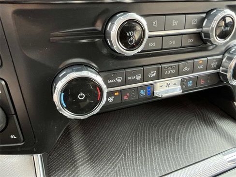 Used 2022 Ford F150 Platinum w/ Equipment Group 701A High image 35