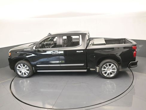 Used 2023 Chevrolet Silverado 1500 High Country w/ High Country Premium Package AWD/4WD image 72
