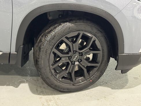 New 2025 Honda Pilot Touring image 35