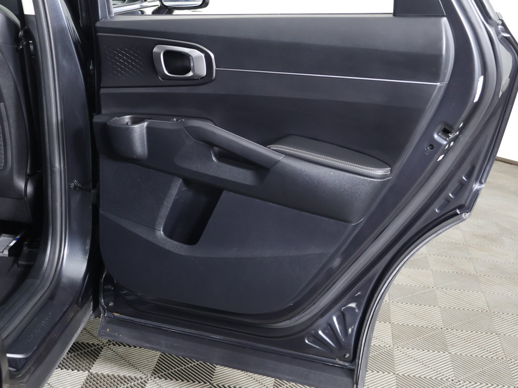 Used 2024 Kia Sorento S w/ Panoramic Sunroof Package FWD image 26