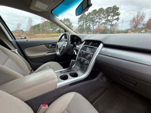 Used 2013 Ford Edge SEL image 16