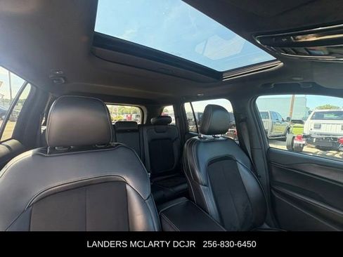 Used 2023 Jeep Grand Cherokee Altitude RWD image 26