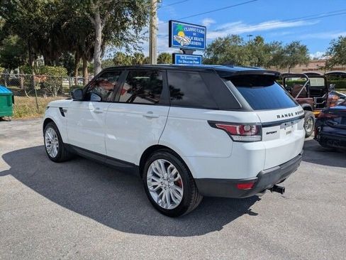 Used 2017 Land Rover Range Rover Sport SE image 5