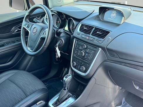 Used 2016 Buick Encore Convenience FWD image 19