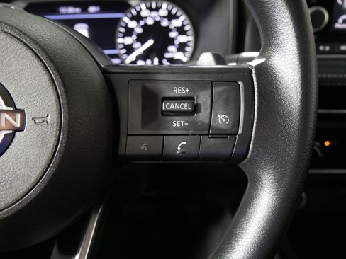 Used 2023 Nissan Rogue S AWD/4WD image 28
