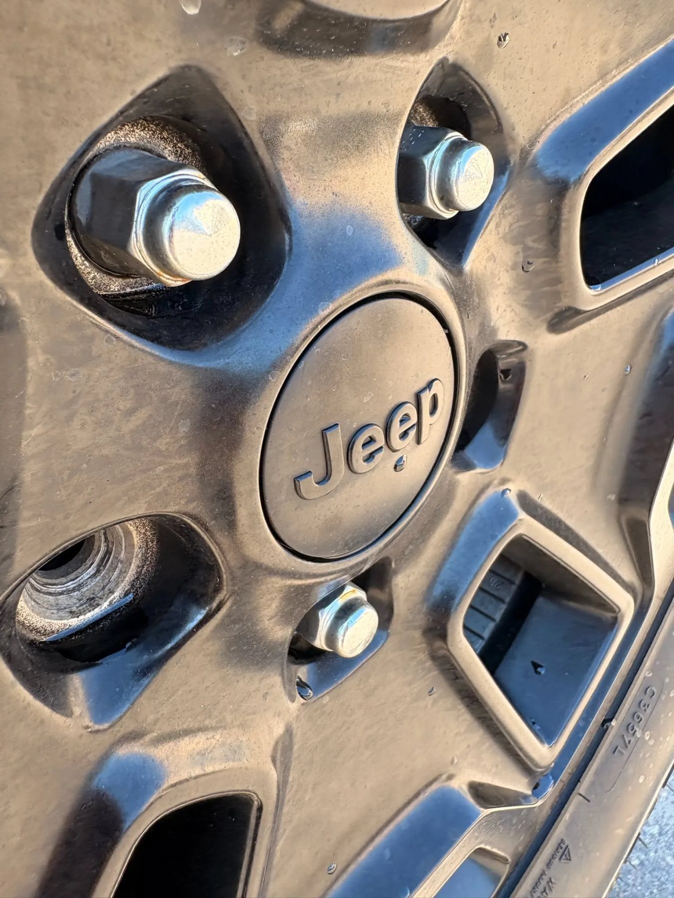 Used 2013 Jeep Wrangler Unlimited Sahara AWD/4WD image 44