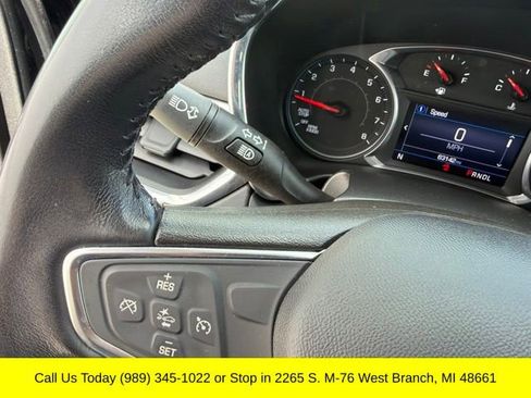 Used 2019 Chevrolet Equinox LT w/ Driver Convenience Package AWD/4WD image 24
