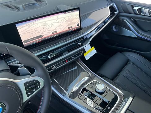 New 2026 BMW X5 M60i image 21